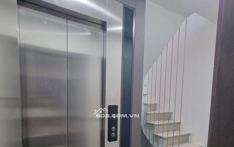 Cần bán nhà Trung Liệt 27m 6 tầng thang máy, hơn 10 tỷ